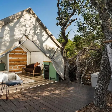 Hotel Glamping At Oak Retreat With Hot Tub